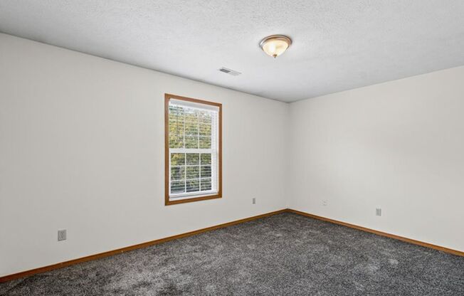 2 beds, 1 bath, 1,150 sqft, $981, Unit 2-09