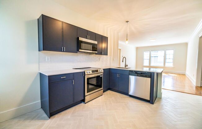 The Roy Vue Apartments