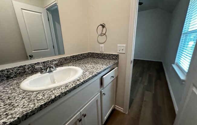 2 beds, 2 baths, $1,395