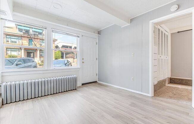 Spacious, Charming Victorian Style Tri-Plex Located in Goose Hollow!
