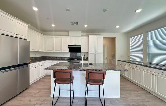 4 Bedroom home for leasing in Chino