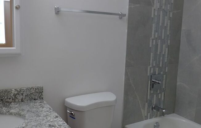 1 bed, 1 bath, 700 sqft, $2,095, Unit 08B