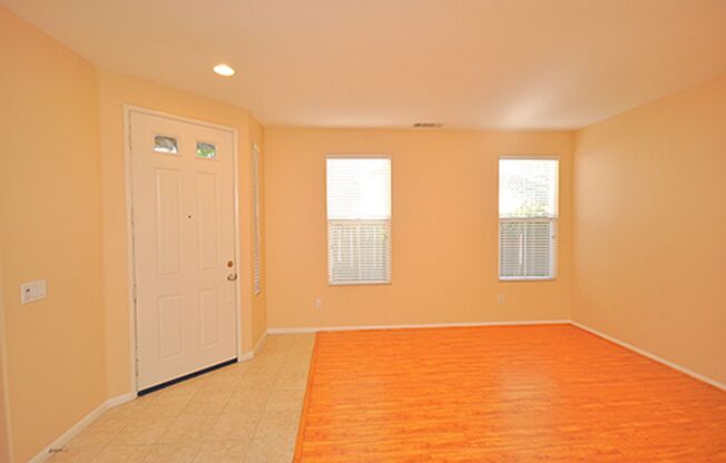 Spacious 5 Bedroom Family Home in Rancho del Oro!