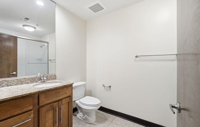 1 bed, 1.5 baths, 1,192 sqft, $1,989, Unit 508