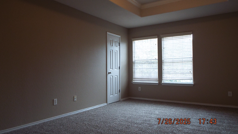 6011 BRONCO WAY