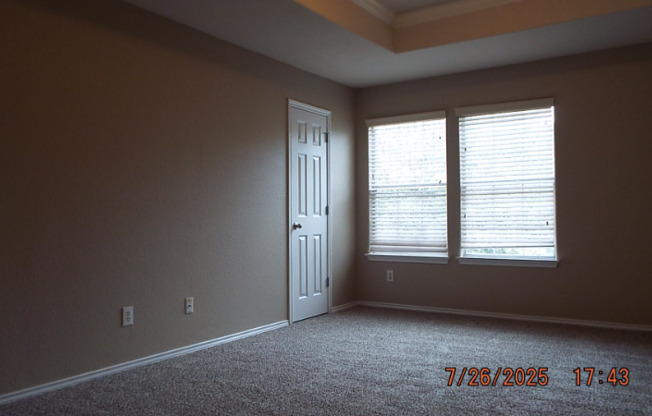 6011 BRONCO WAY