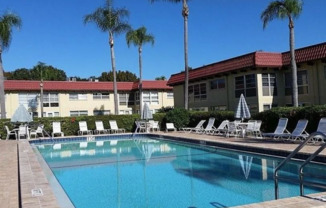 1845 S. Highland 9-18