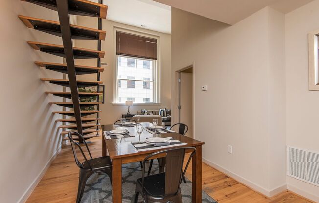 2 beds, 2 baths, $2,995, Unit #204