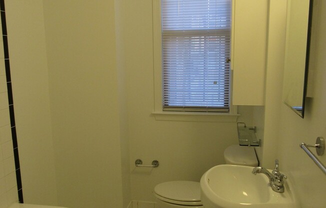 Studio, 1 bath, 407 sqft, $1,895, Unit H807