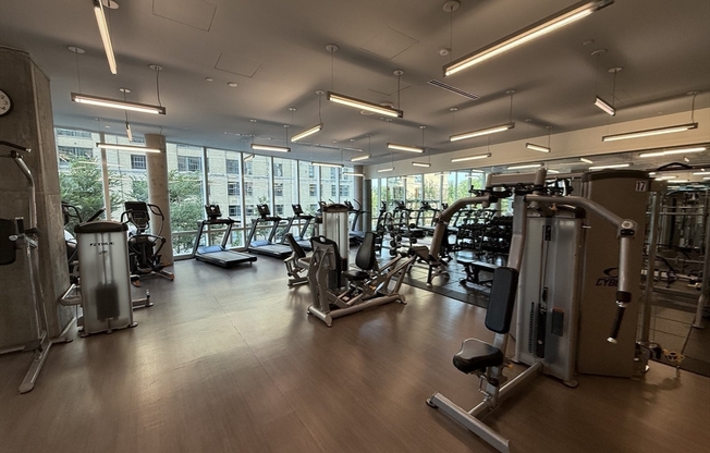 1 bed, 1 bath, 612 sqft, $3,800, Unit 27G