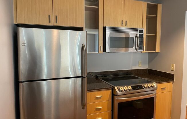 1 bed, 1 bath, $2,150