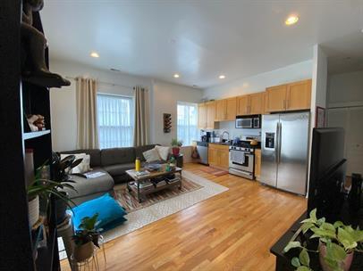 2120 West Washington Boulevard