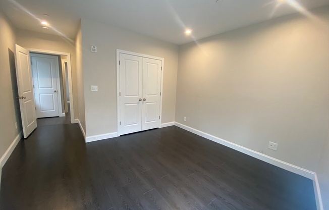 1 bed, 1 bath, 800 sqft, $2,700, Unit 107