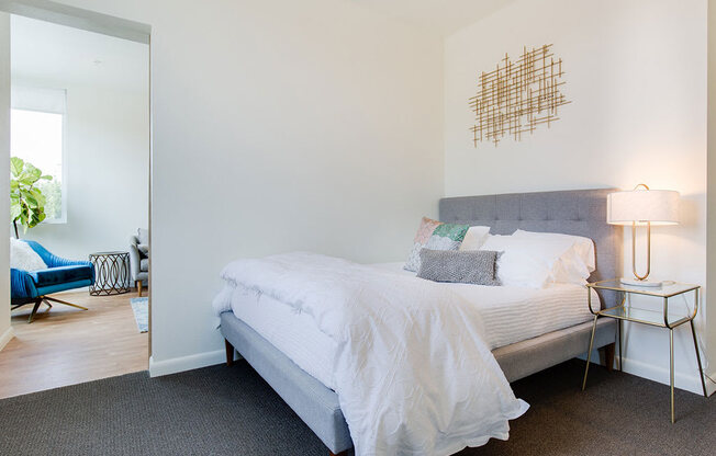 Beautiful Bright Bedroom at Watercooler, Boise, 83702