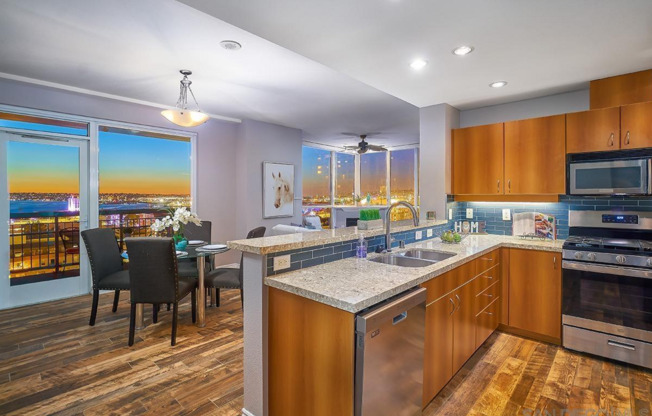 2 beds, 2 baths, $4,900, Unit # 1003