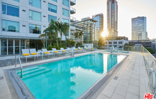 1 bed, 1 bath, 840 sqft, $3,300, Unit 1908