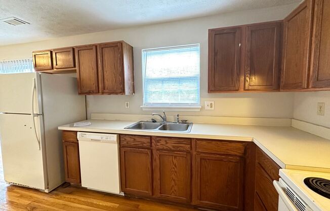3828/3830 Sugar Creek Dr.