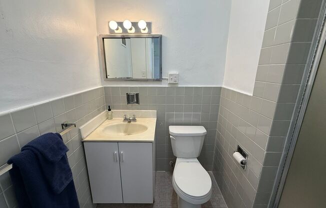 2 beds, 2 baths, 1,303 sqft, $3,000, Unit 601