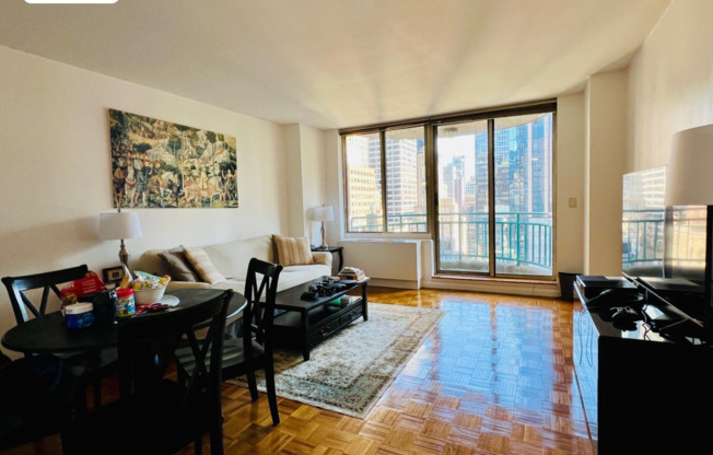 1 bed, 1 bath, 700 sqft, $4,500, Unit 27A