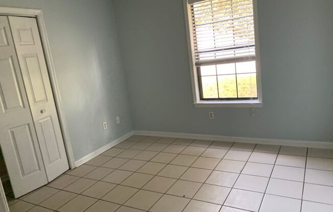 3 beds, 2 baths, $1,500