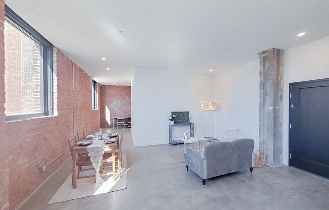 1 bed, 1 bath, 760 sqft, $1,345, Unit B204