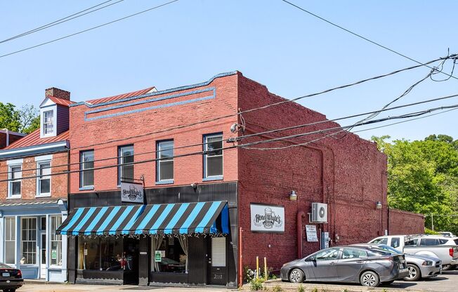 Honey Whyte Building