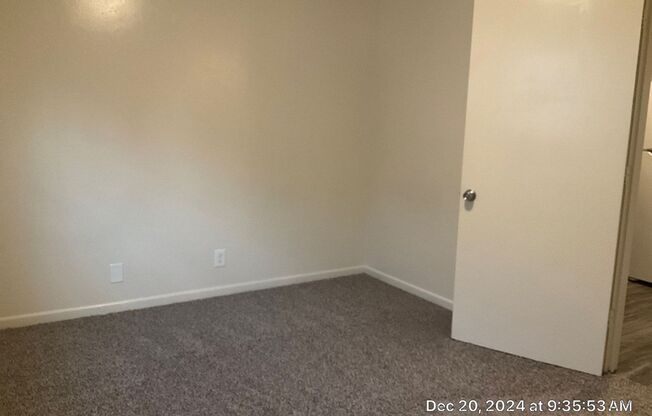 1 bed, 1 bath, 490 sqft, $895, Unit 04227-08