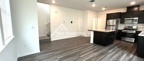 2943 TOULOUSE WALK