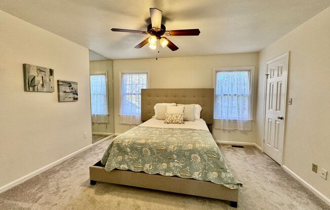 3 beds, 2.5 baths, $2,150