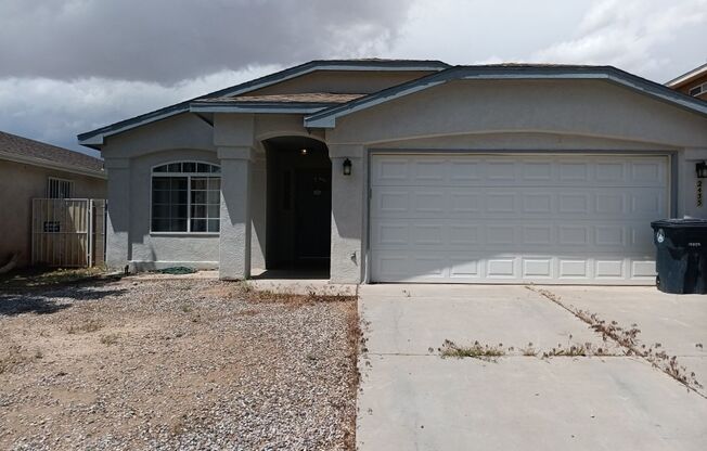 Cozy 4 bedroom, 2.5 bathroom home! Showings coming soon! Price Drop!!