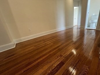 2 beds, 1 bath, $3,995, Unit 21