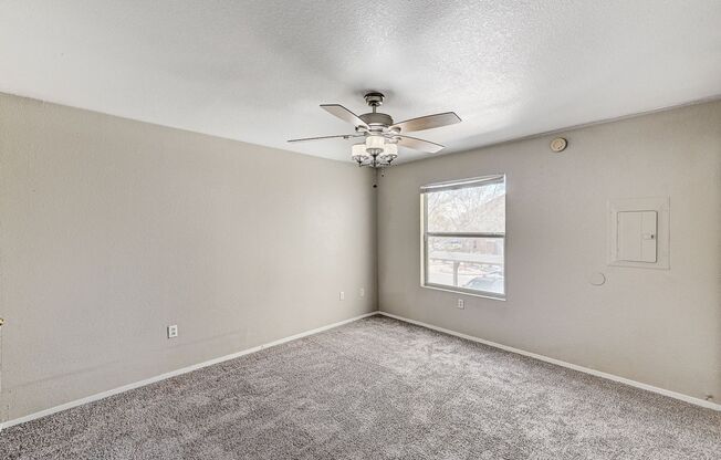 2 beds, 2 baths, $1,495, Unit BUILDING 12