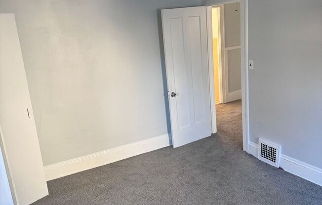 3 beds, 1 bath, $1,350