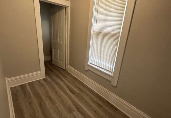 3295 W 54 ST