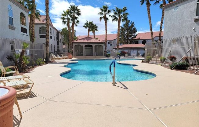 3 beds, 2 baths, $1,445, Unit # 4822