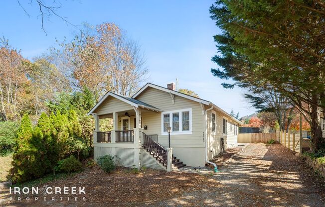 Gorgeous Three Bedroom House in North Asheville