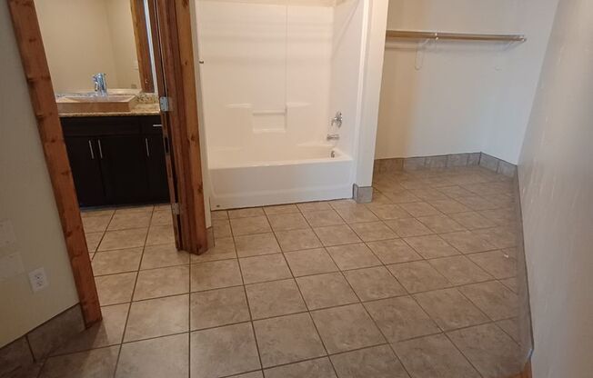 1 bed, 1 bath, $1,145, Unit # 203