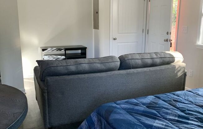 1 bed, 1 bath, $880