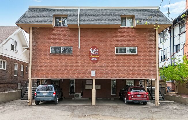 Adorable 2bd/1.5bth Townhome w/1 reserved parking space