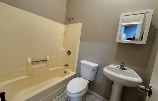 1 bed, 1 bath, 600 sqft, $1,395, Unit Apt. 106