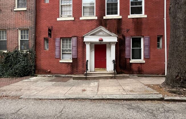 330-332 S. Juniper St
