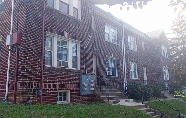 2203 Q St SE