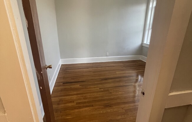 1 bed, 1 bath, $2,800, Unit 16