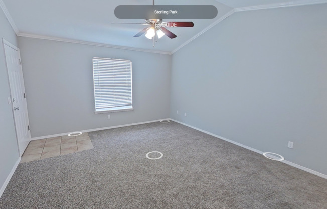 2 beds, 1 bath, 925 sqft, $825