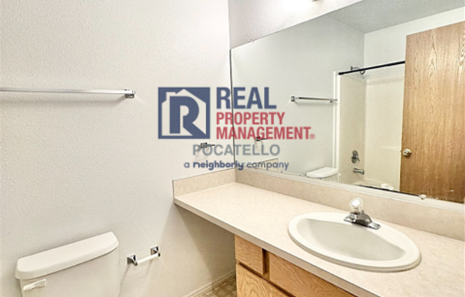 Studio, 1 bath, $650, Unit Apt 29