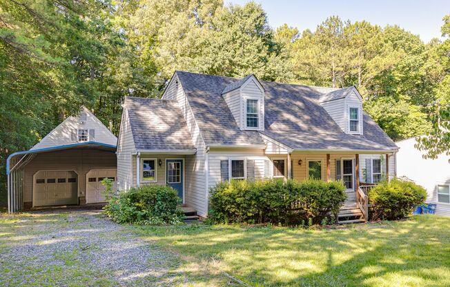 Beautiful Home Ready for Move In, Located in Midlothian!