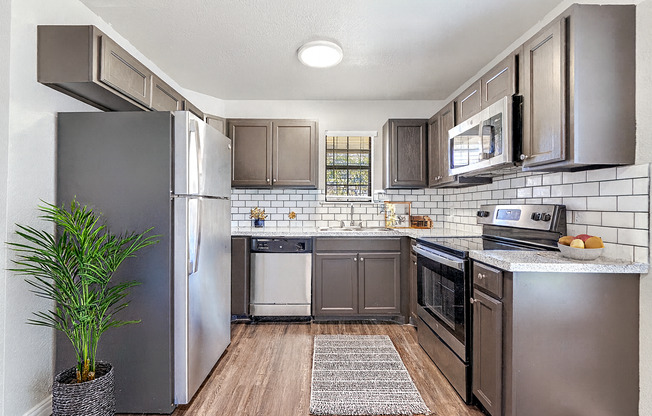 3 beds, 2 baths, 1,110 sqft, $1,550, Unit J336-101