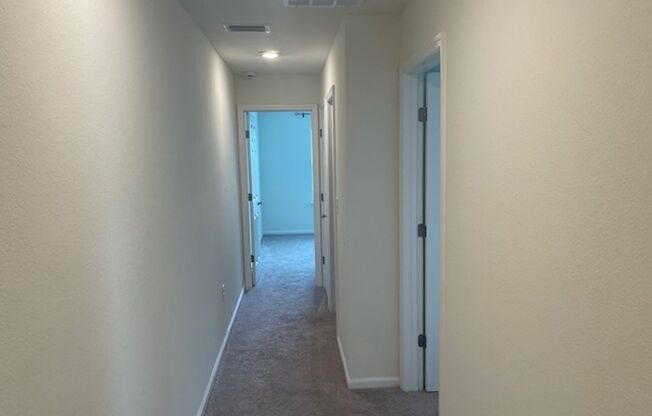 Beautiful 3/2.5 2023 Townhome Oakleaf