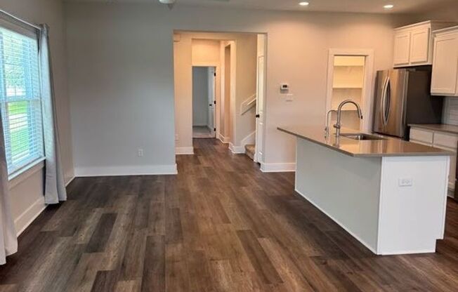 Immaculate Townhome Minutes from Texas A&M