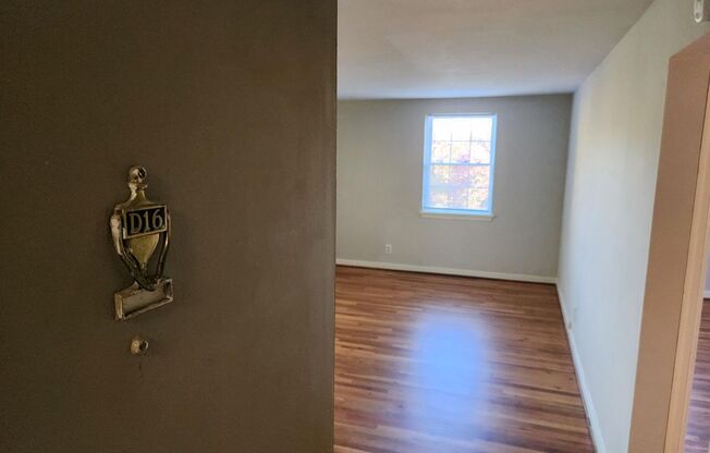 1 bed, 1 bath, 663 sqft, $2,050, Unit D-16